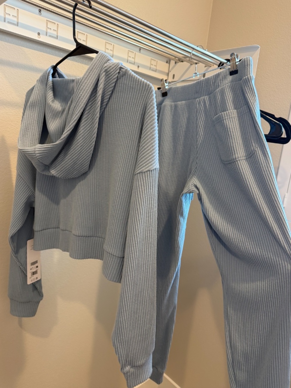 Celestial Blue Alo Yoga Hoodie + Sweatpants - NWT - Picture 5 of 7